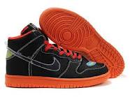 Chaussure Nike Dunk High Noir/Orange