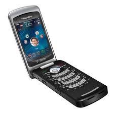 BlackBerry Pearl Flip 8220